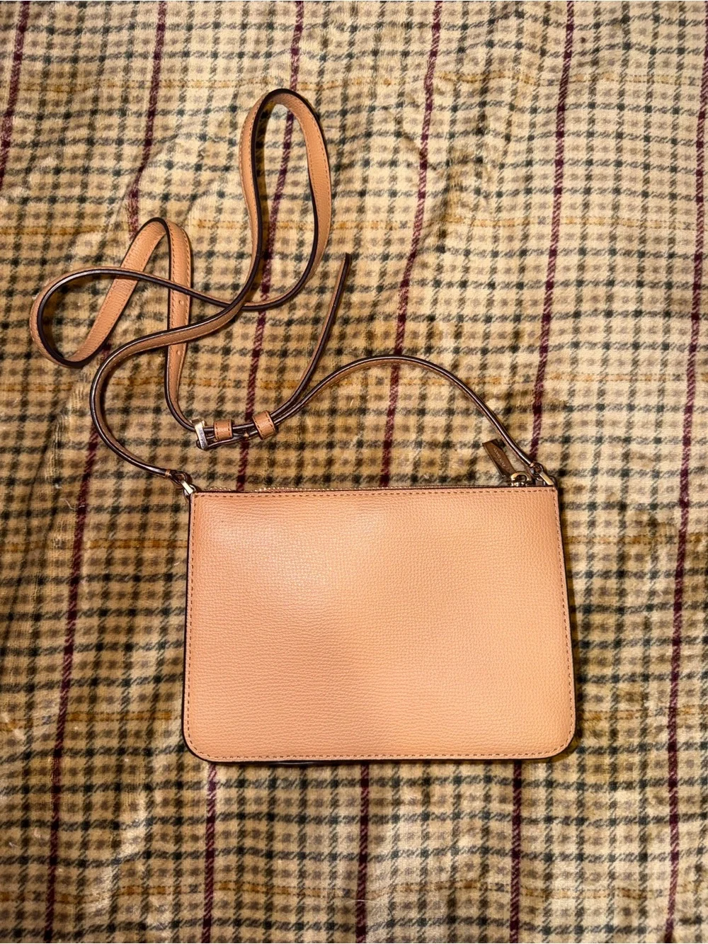 kate spade compact pebble